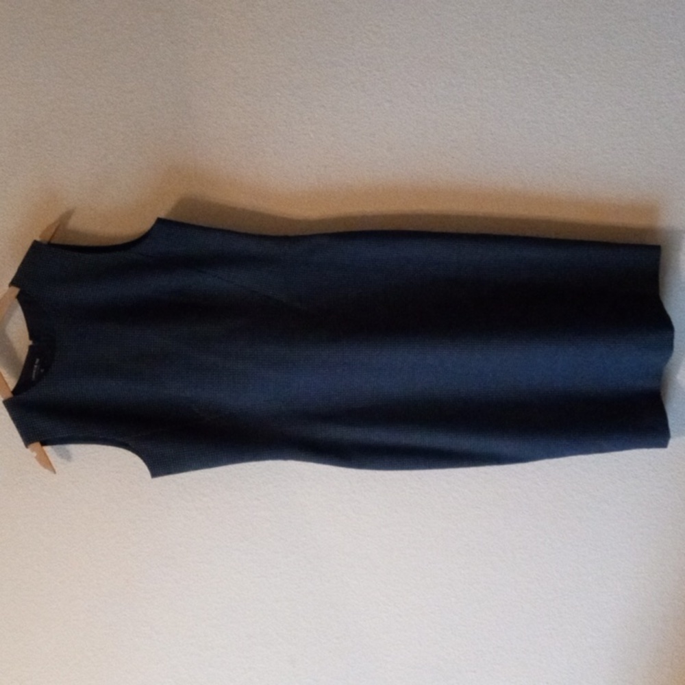 Lafayette 148 polkadot sheath dress Size 10